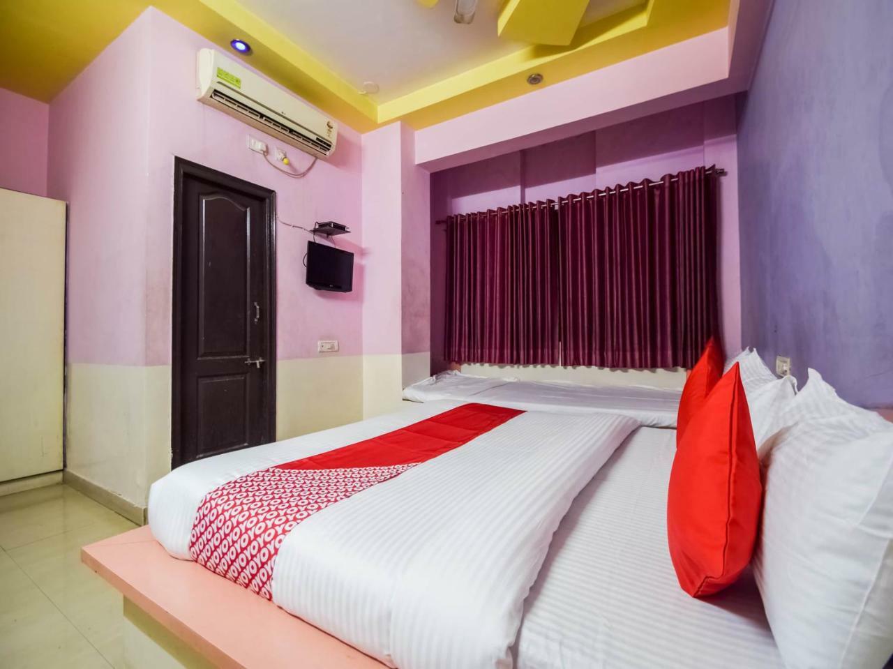 Hotel Palak Palace Udaipur Eksteriør billede
