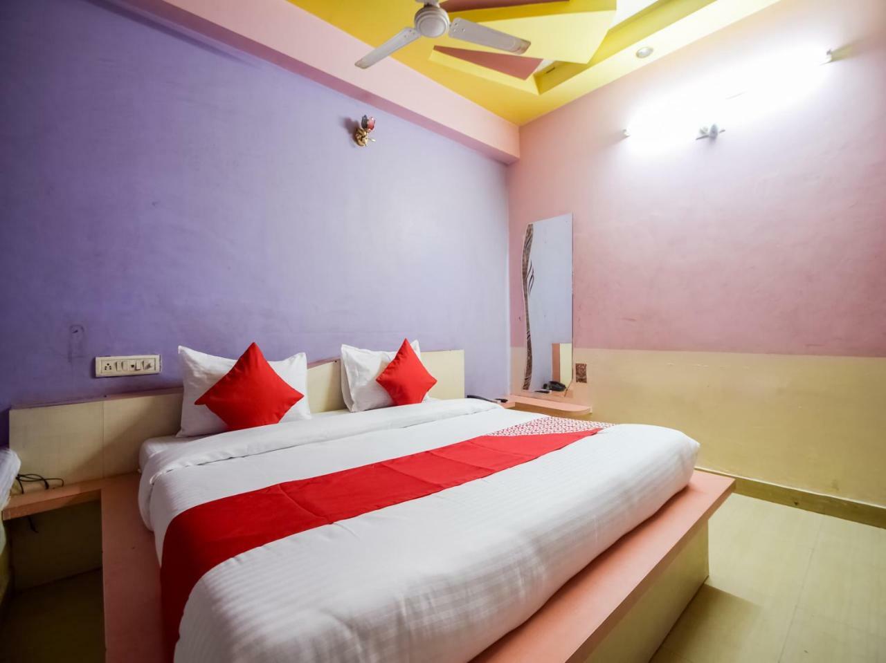Hotel Palak Palace Udaipur Eksteriør billede