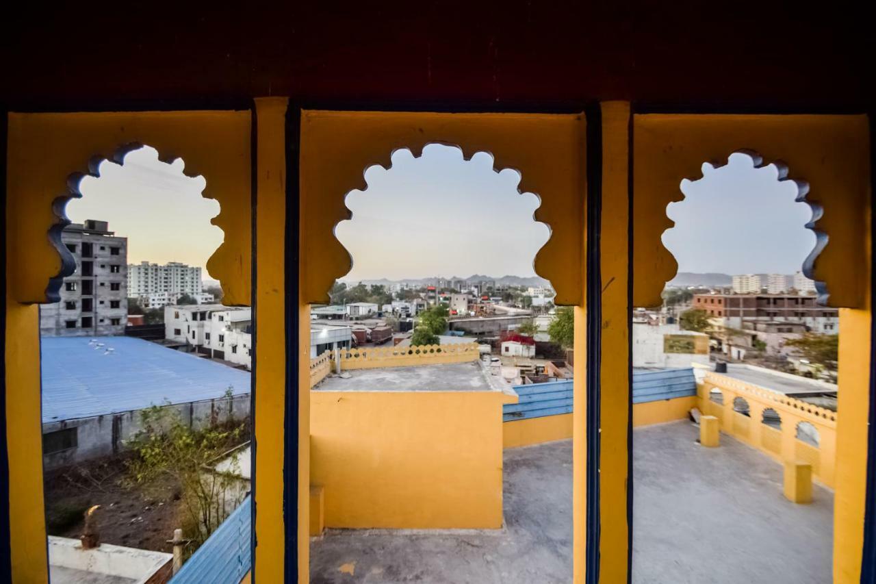 Hotel Palak Palace Udaipur Eksteriør billede