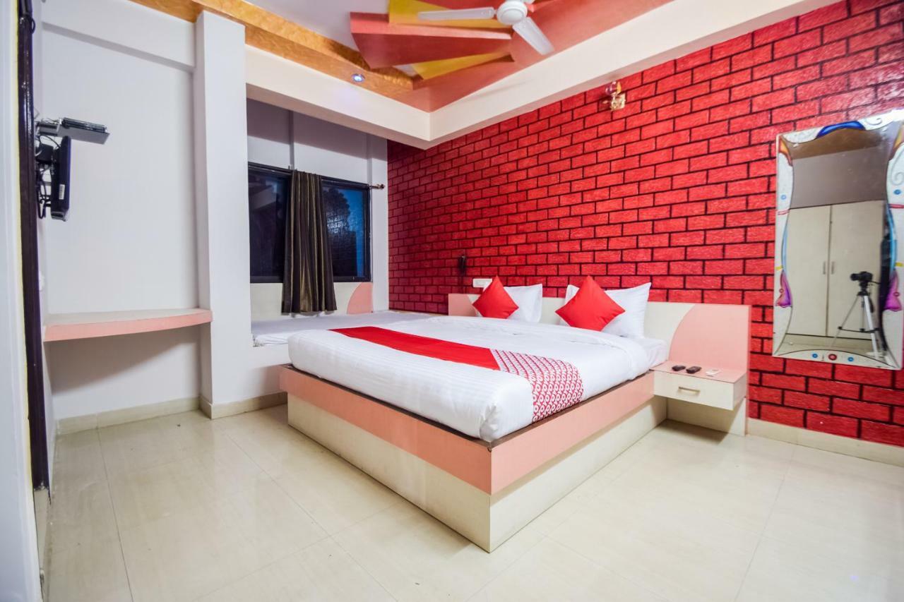 Hotel Palak Palace Udaipur Eksteriør billede